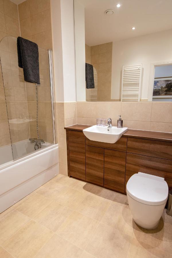 Hedgefield House - Serene Top Floor Flat Инвернесс Экстерьер фото