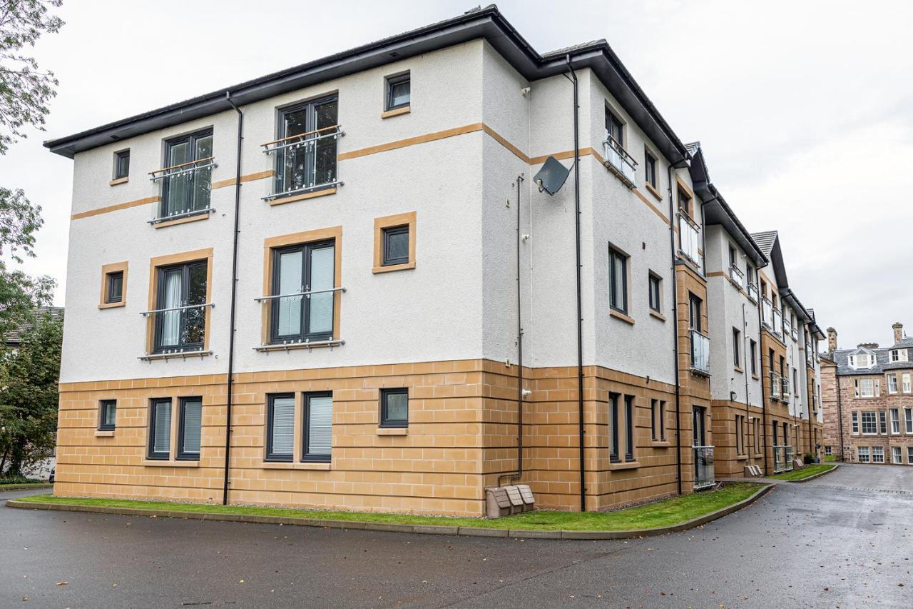 Hedgefield House - Serene Top Floor Flat Инвернесс Экстерьер фото